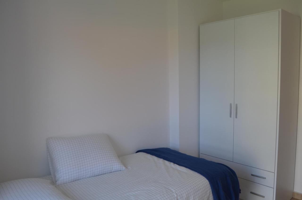 Precioso Apartamento Con Garaje En Ares. Екстериор снимка